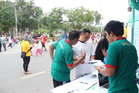 KPKNL Balikpapan Gunakan Car Free Day Sosialisasikan e-Auction