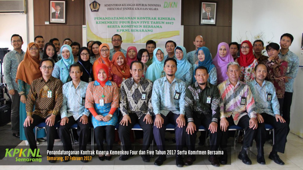 Aksi Tanda Tangan Dukung Tugas DJKN