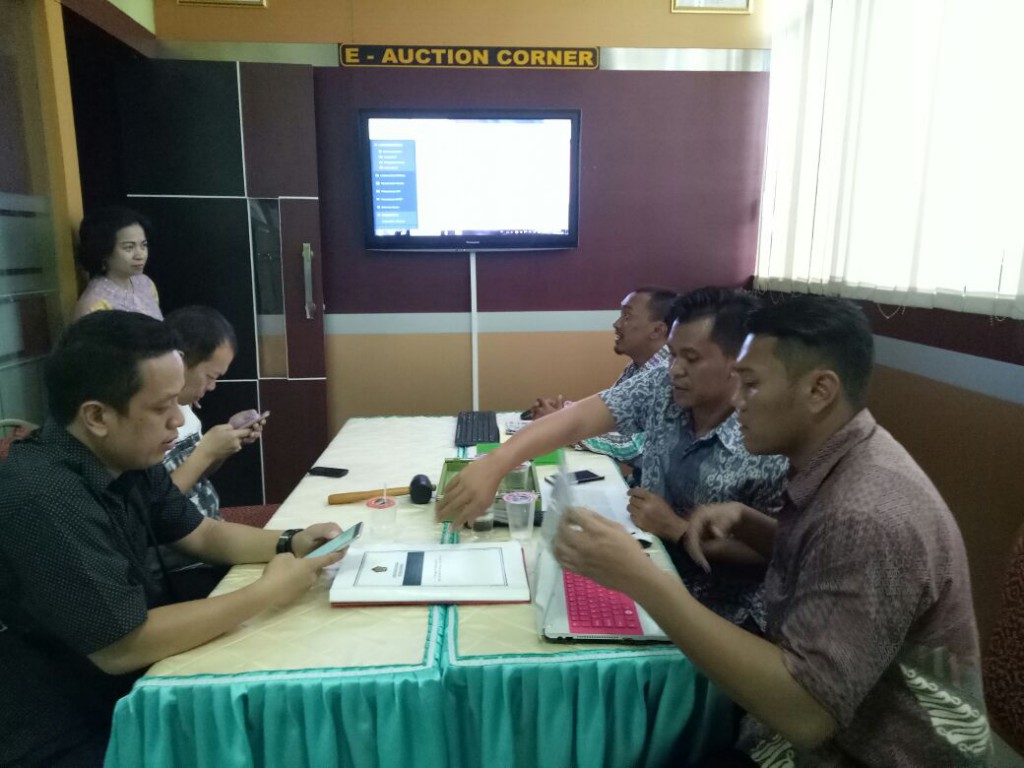 Lelang Barang Sitaan Illegal Fishing Pertama di KPKNL Sidoarjo