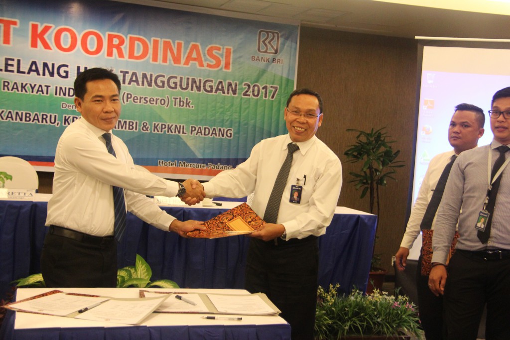 KPKNL Padang Menuju Predikat WBK/WBBM
