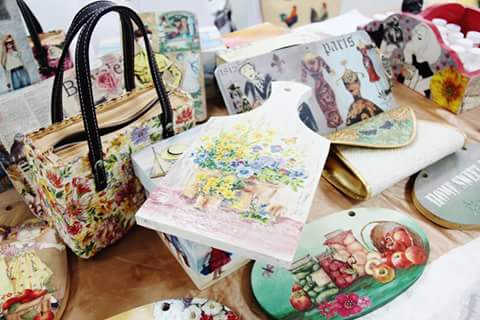 Dharma Wanita Kanwil DJKN DKI Jakarta, Decoupage Tingkatkan Penghasilan Keluarga