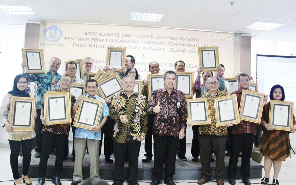 Apresiasi Prestasi, Dorong Balai Lelang Lebih Maju