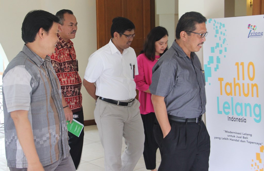 Kanwil DJKN Jawa Barat Tinjau Pelaksanaan Lelang Oleh Balai Lelang