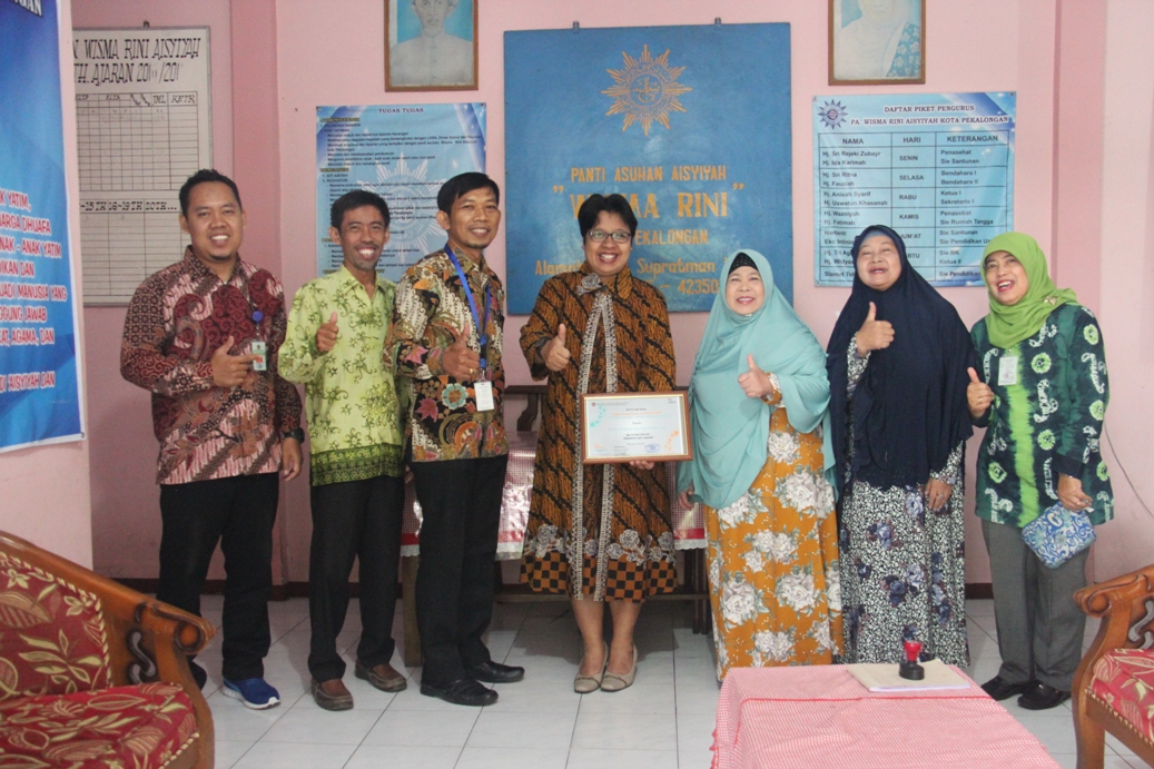 Berbagi Sesama KPKNL Pekalongan Lakukan Kunjungan  ke Yayasan/Panti Sosial di Kota Pekalongan