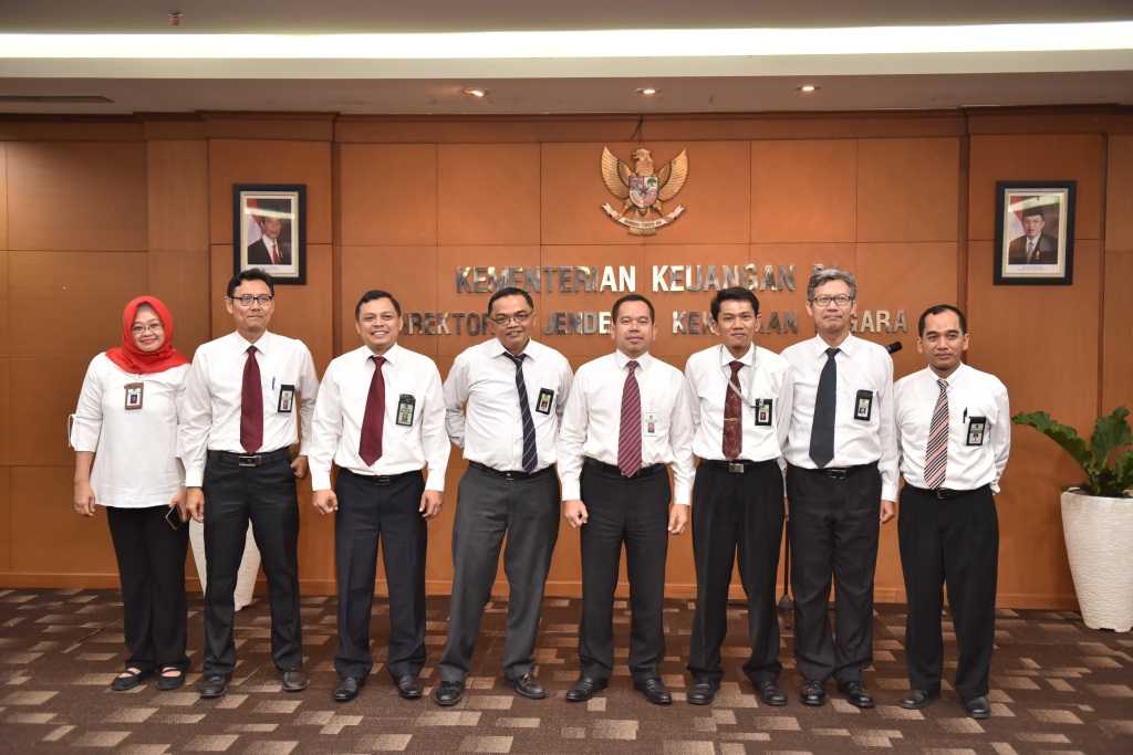 Serah Terima Jabatan Kabag OKI dan Kabag Perlengkapan DJKN