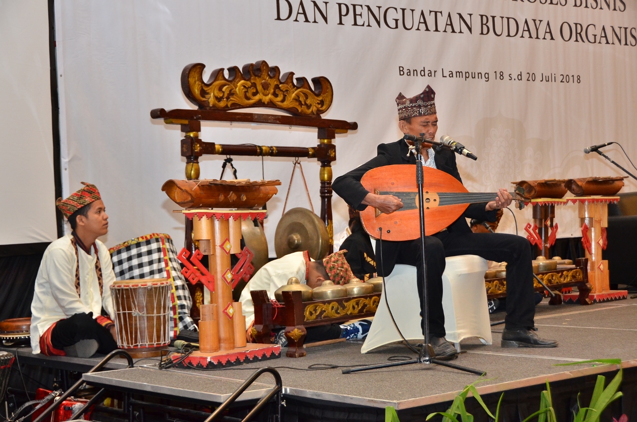 Local Wisdom, Aset Bangsa Yang Kita Harus Teladani dan Lestarikan