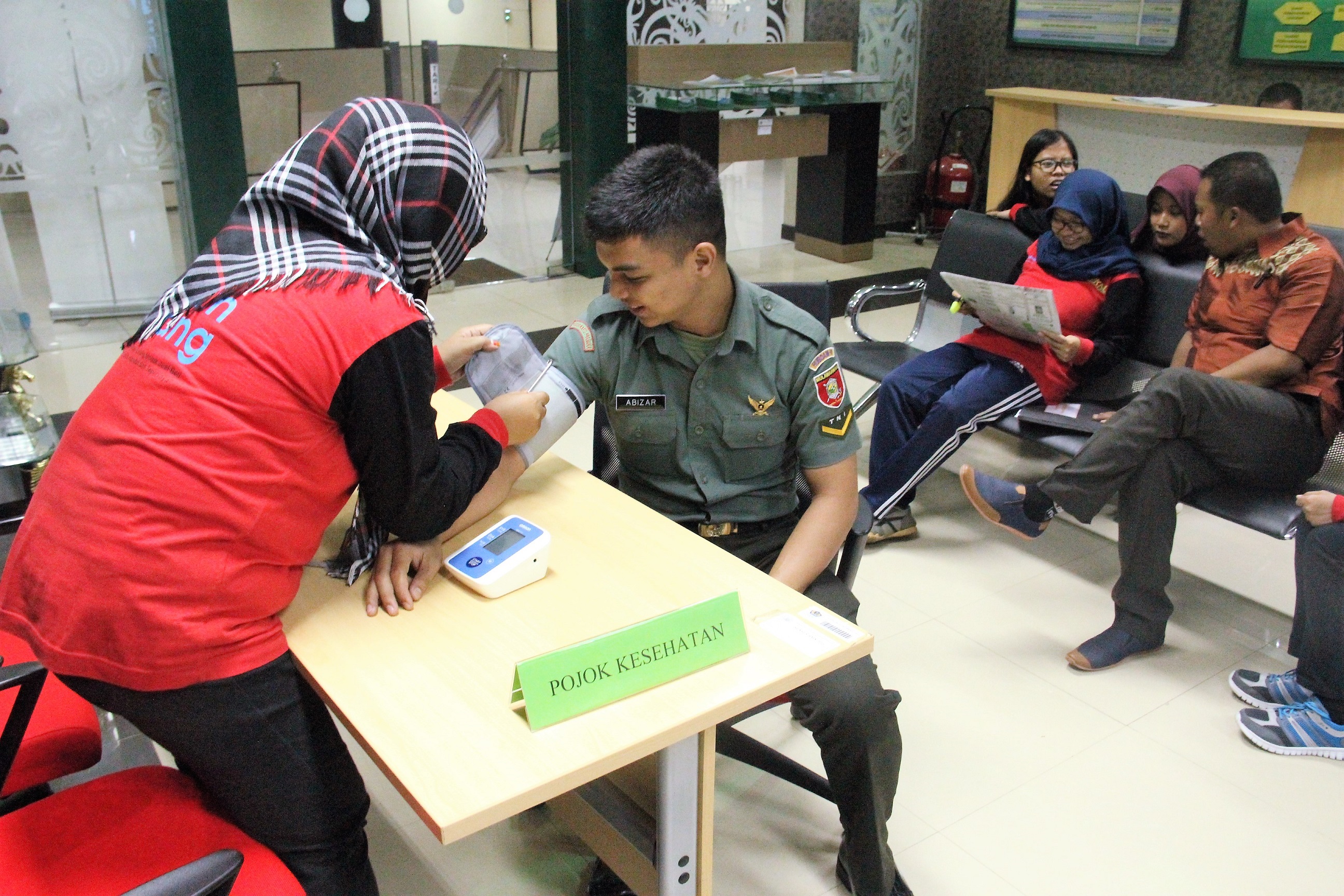 JUMAT SEHAT DAN POJOK KESEHATAN  KPKNL BALIKPAPAN