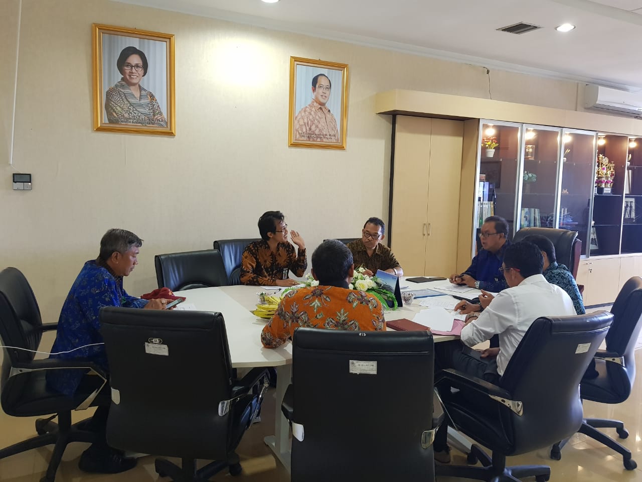 Kepala Kanwil DJKN Bali dan Nusa Tenggara Laksanakan Rapat Revaluasi BMN di KPKNL Kupang
