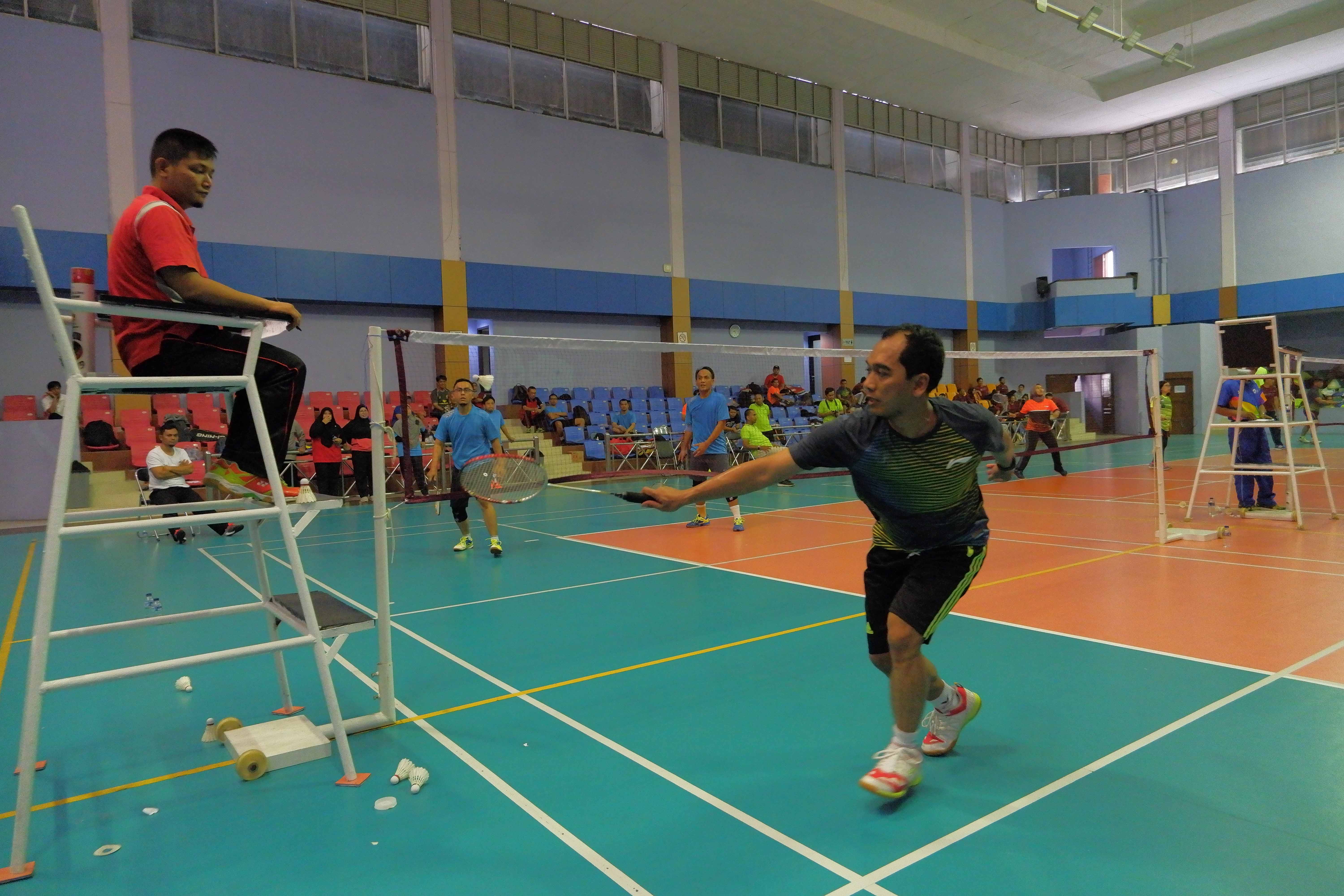 Pertandingan Bulu Tangkis PKN, Tim Kantor Pusat A dan B akan Bertemu di Semifinal