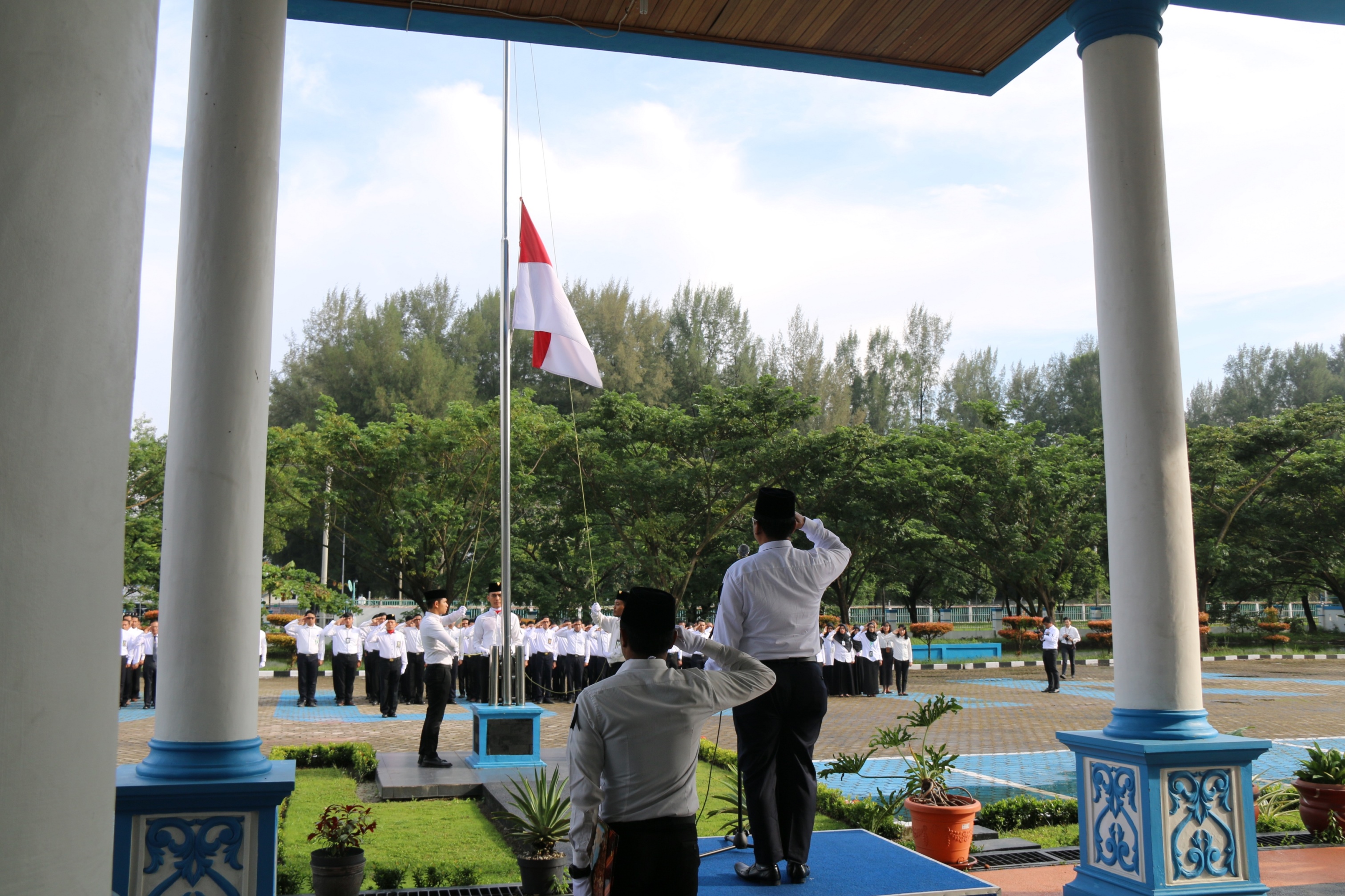 Pita Hitam Pada Upacara Hari Oeang Ke 72