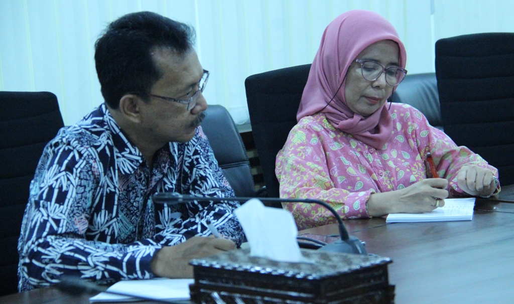 Kepala Kanwil DJKN Jawa Barat Berharap Para Pejabat Yang Baru Bergabung Memberikan Warna Yang Berbeda 