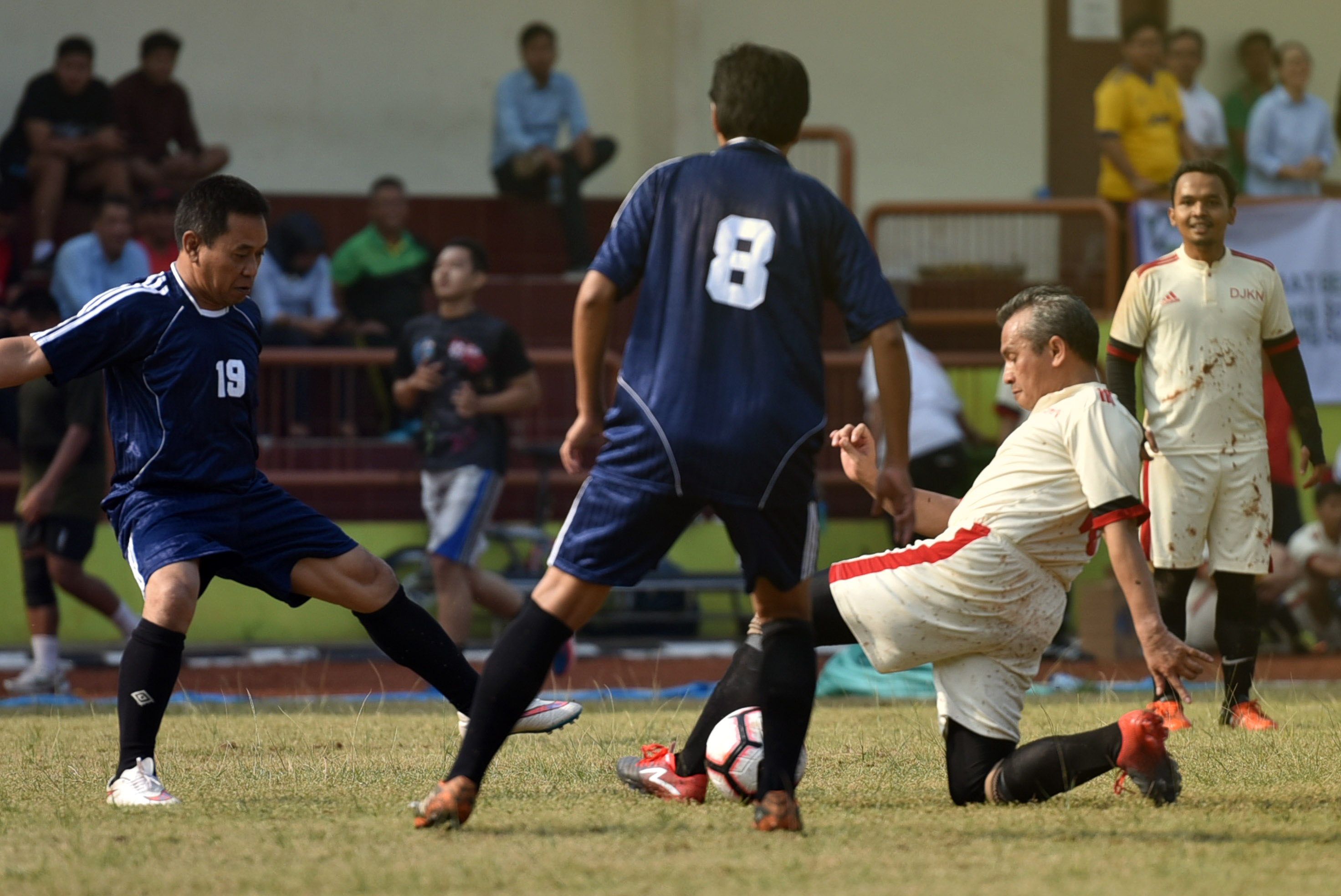 Direktur Penilaian Buka Pertandingan Sepak Bola Pekan Kekayaan Negara