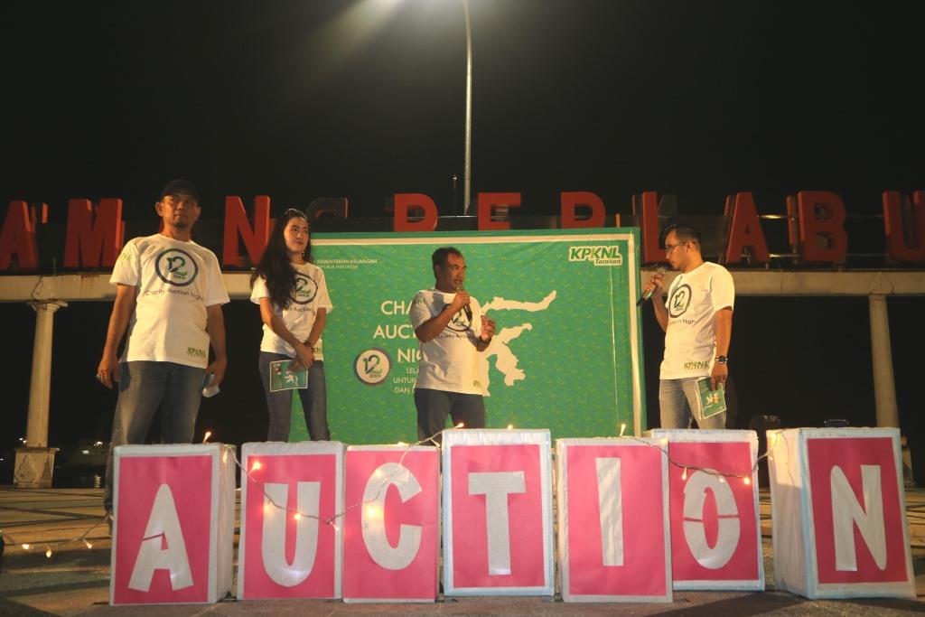 Charity Auction Night: Lelang Seru di Malam Minggu