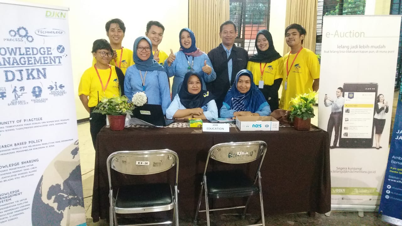 KPKNL Malang Sosialisasikan DJKN pada Pameran Schoolaria, Universitas Brawijaya