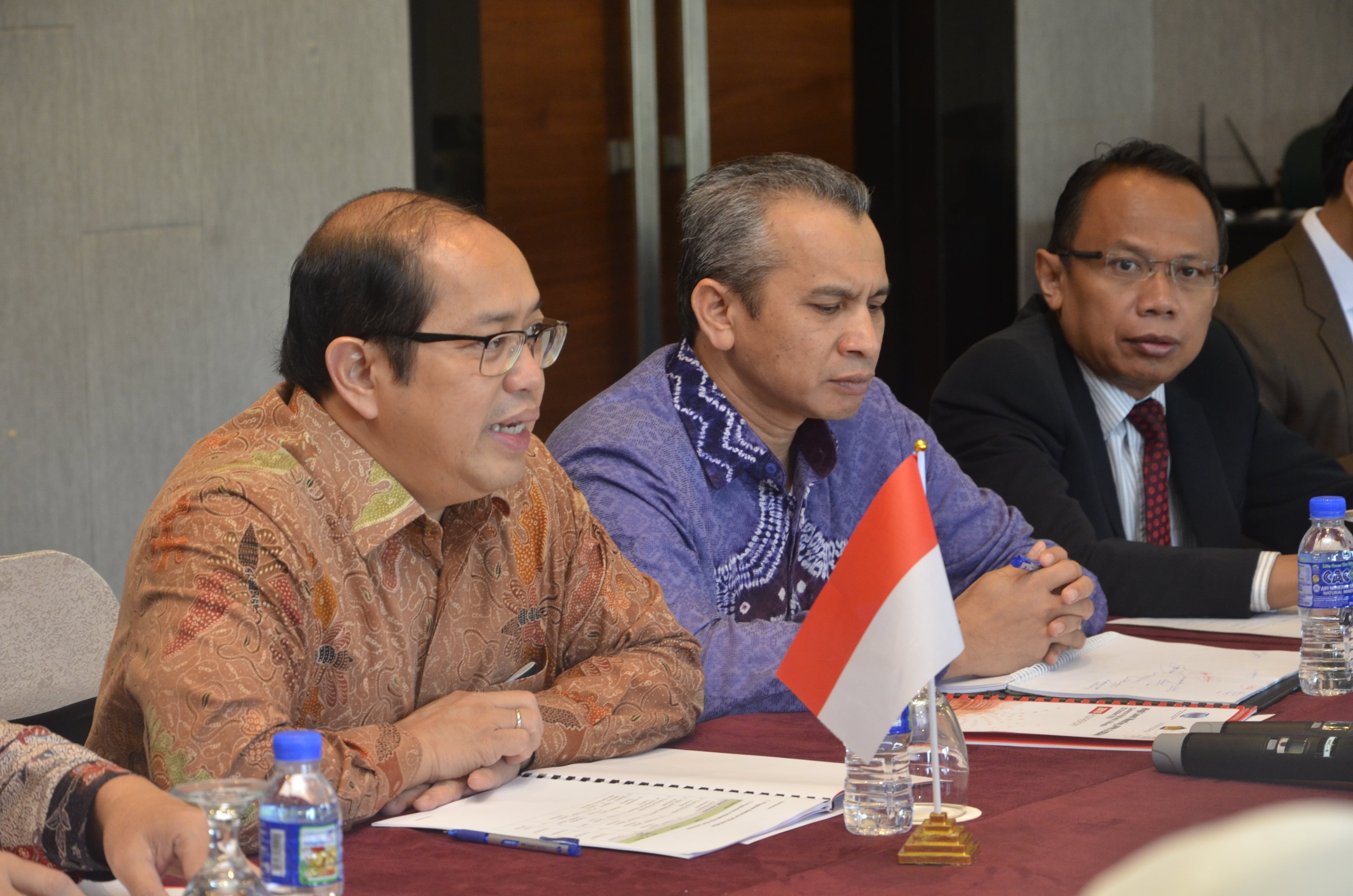 Menuju Prestasi Global dari Sinergi Dua Negeri