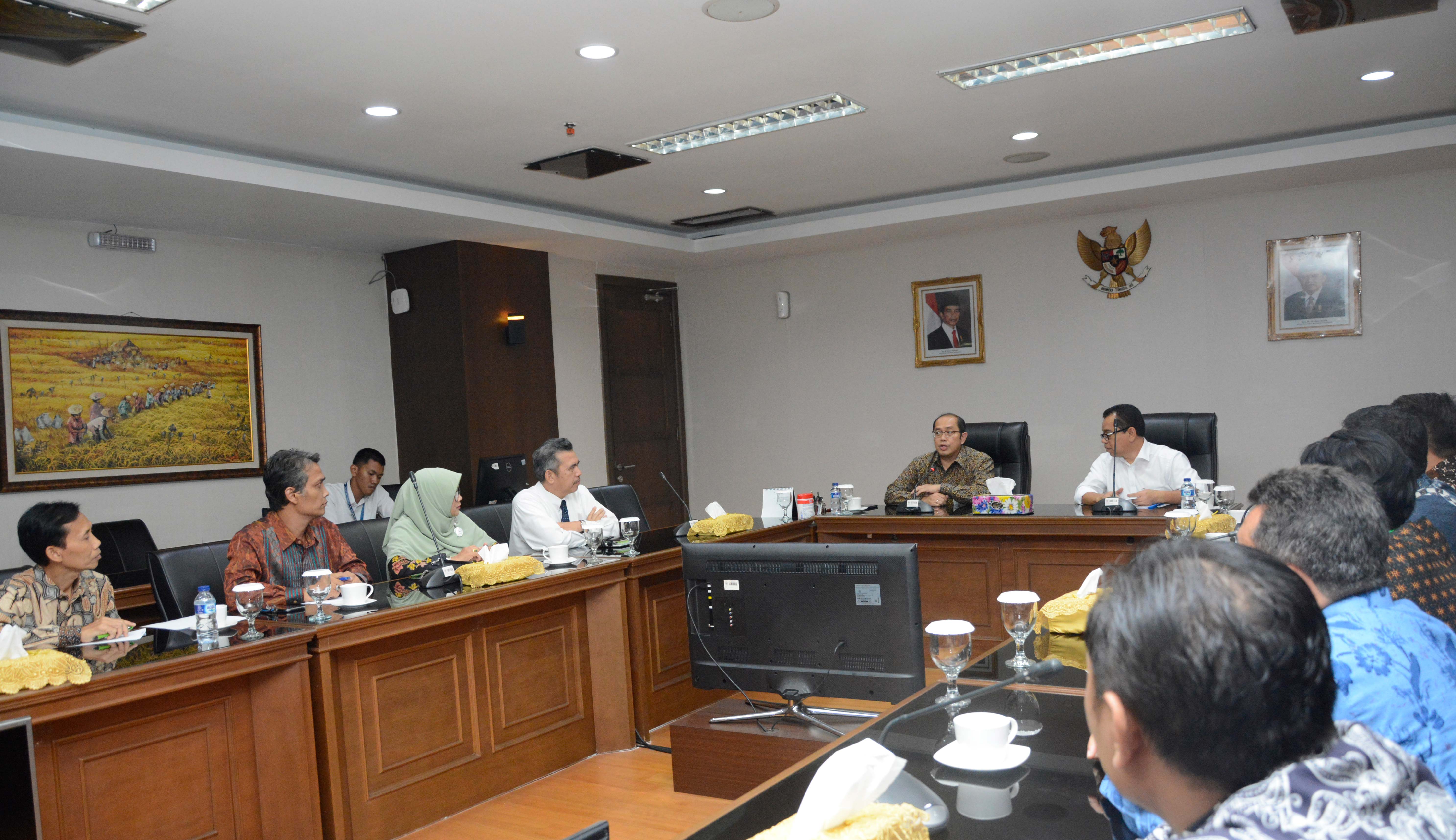 Dirjen KN : Kita Dibayar oleh Negara untuk Melayani