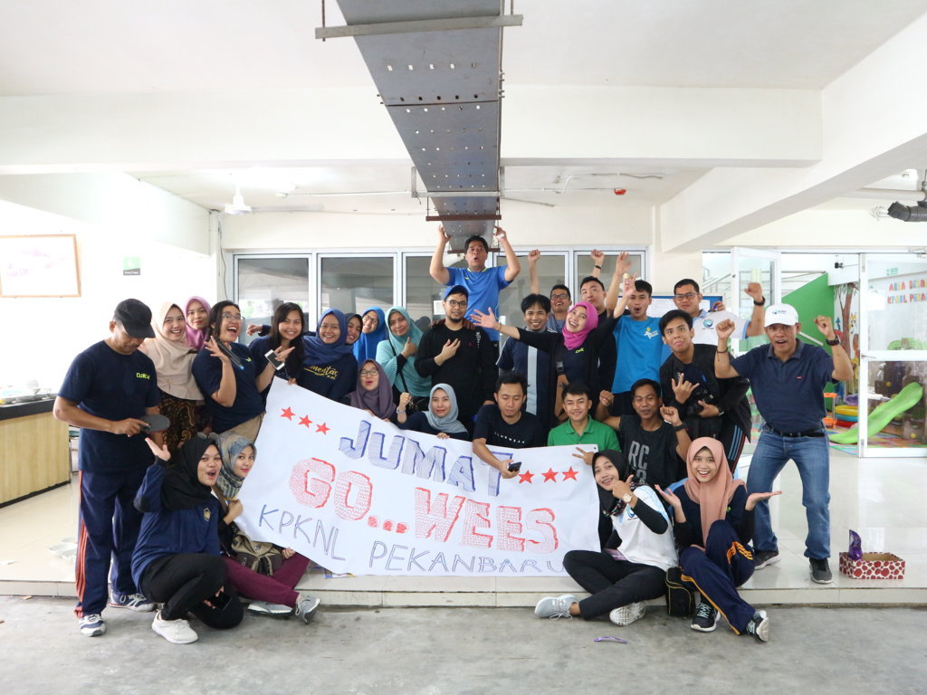 Gowees sambil Meninggalkan Jejak Berkah