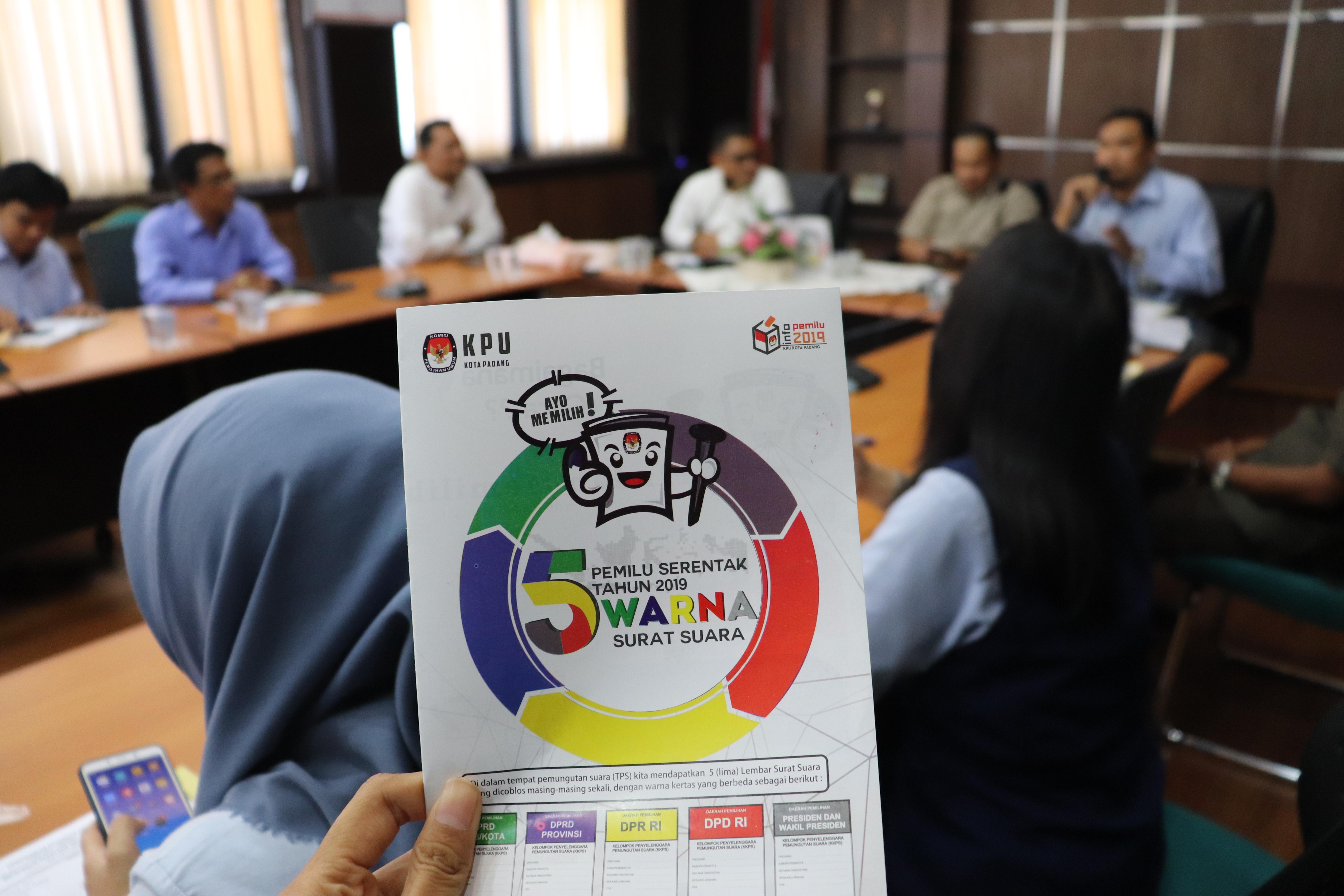 Antusias hadapi Pemilu, KPKNL Padang bersama KPU Adakan Sosialisasi Pindah Memilih