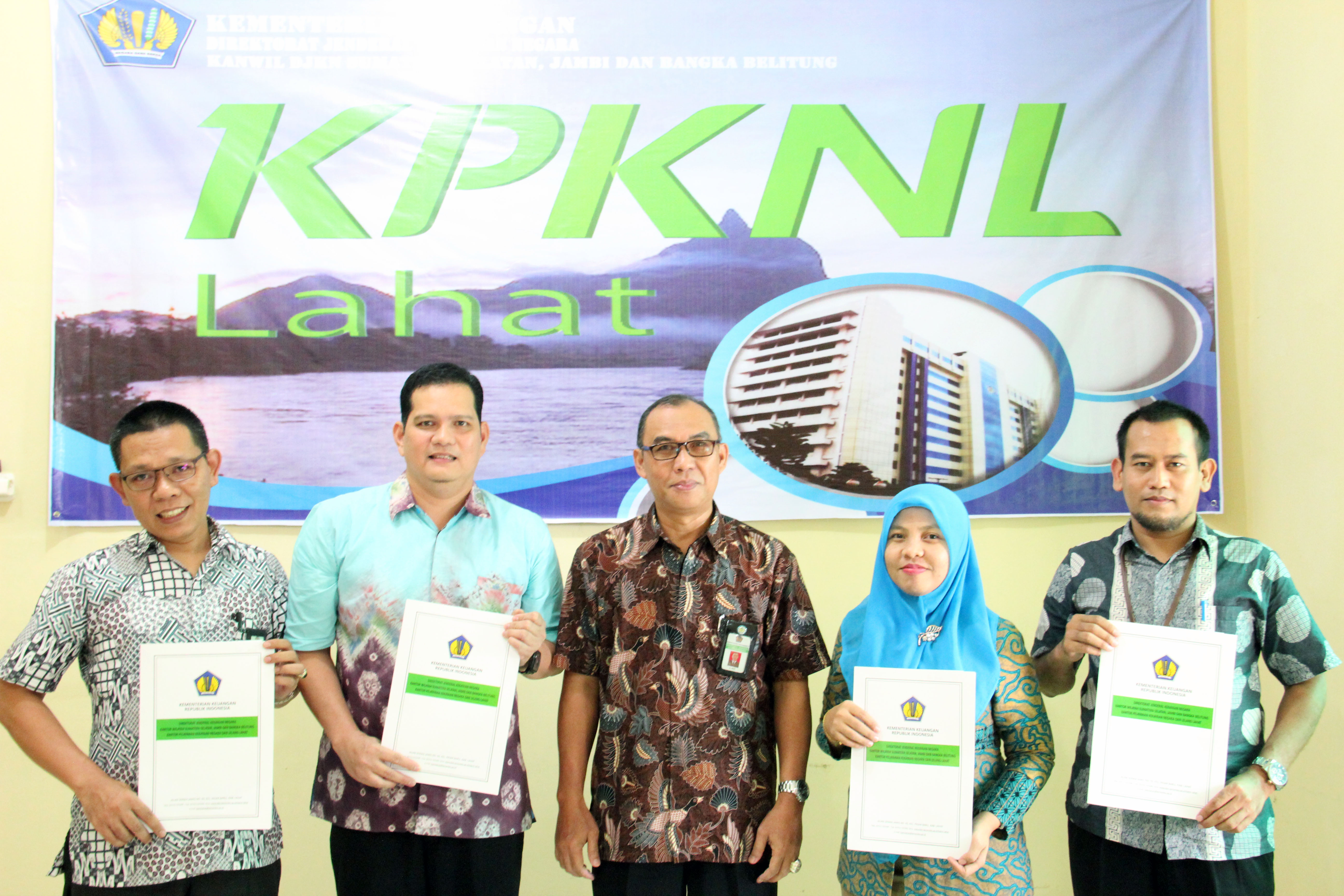 Penandatanganan Kontrak Kinerja 2019 pada KPKNL Lahat