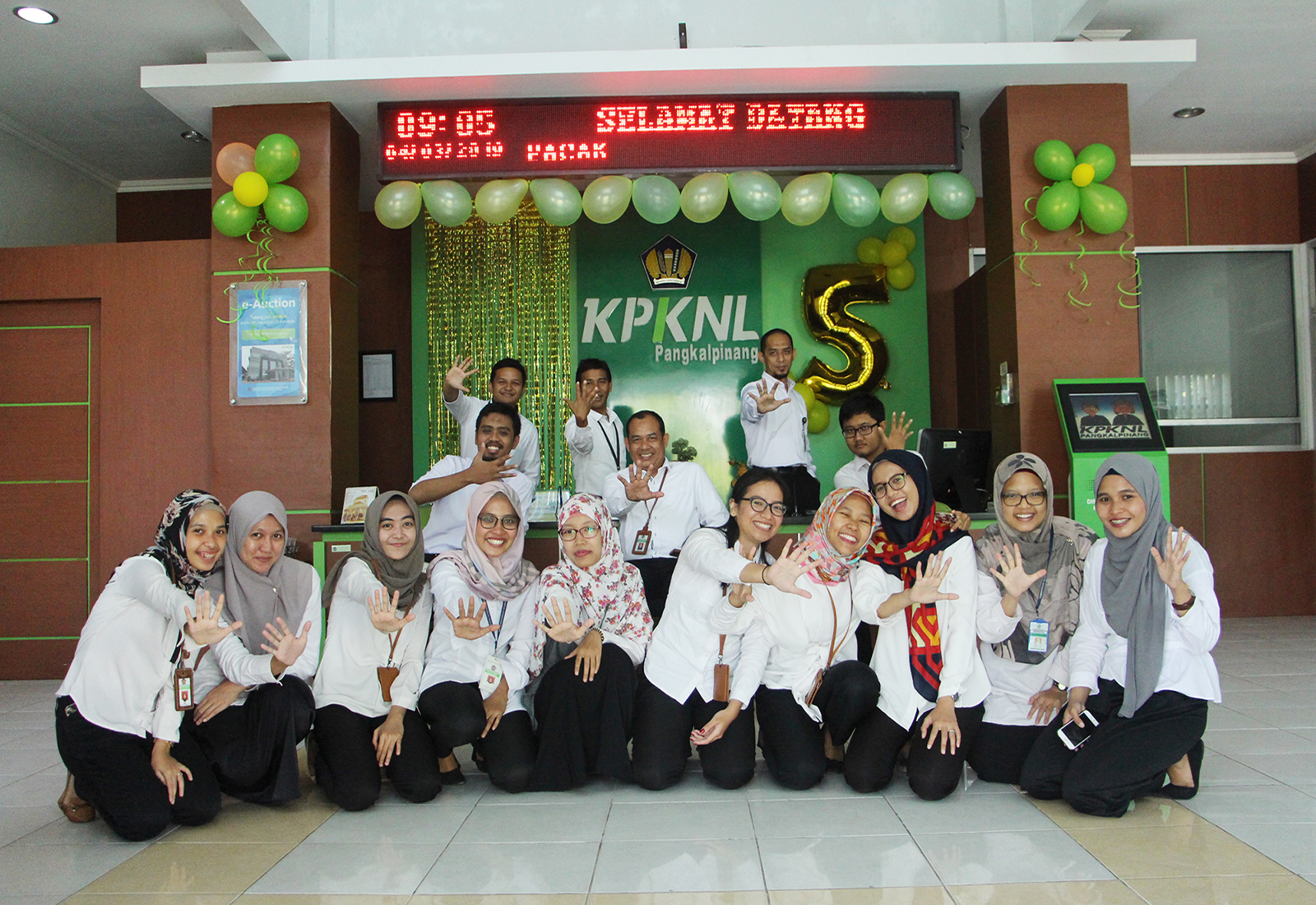 Mengenang Adalah Salah Satu Cara Kami Bersyukur