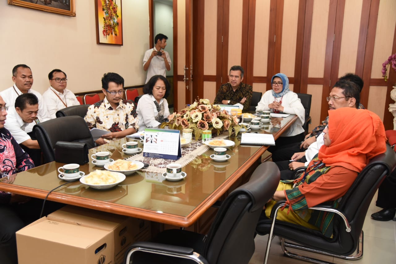 Direktur Lelang  Melakukan Pembinaan Jajaran Kanwil DJKN Jawa Barat Melalui Video Conference 