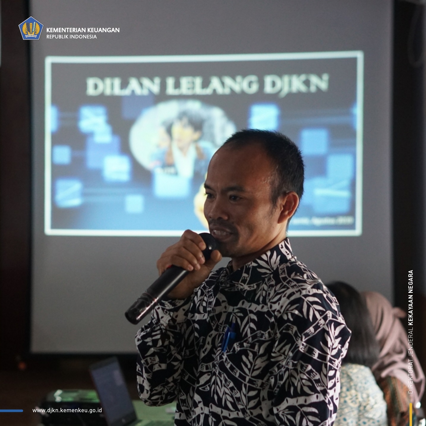 KPKNL Jambi Melakukan Sosialisasi Digitalisasi Layanan (DILAN) Lelang Sekaligus Melelang Kendaraan Dinas Pemerintah Kabupaten Sarolangun