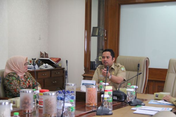 Koordinasi Pengelolaan Aset Barang Milik Eks Asing/Tionghoa, Kepala Kanwil DJKN Banten Audensi dengan Walikota Tangerang.