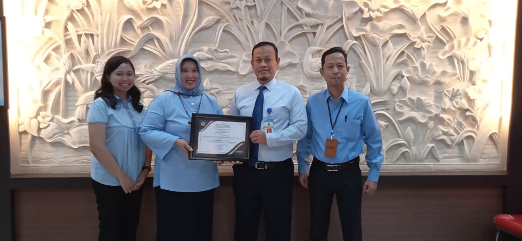 KPKNL Malang Meraih Penghargaan Pelayanan Prima Satker Utama (PRISMA) sebagai Satuan Kerja Terbaik Atas Kinerja Pelaksanaan Anggaran