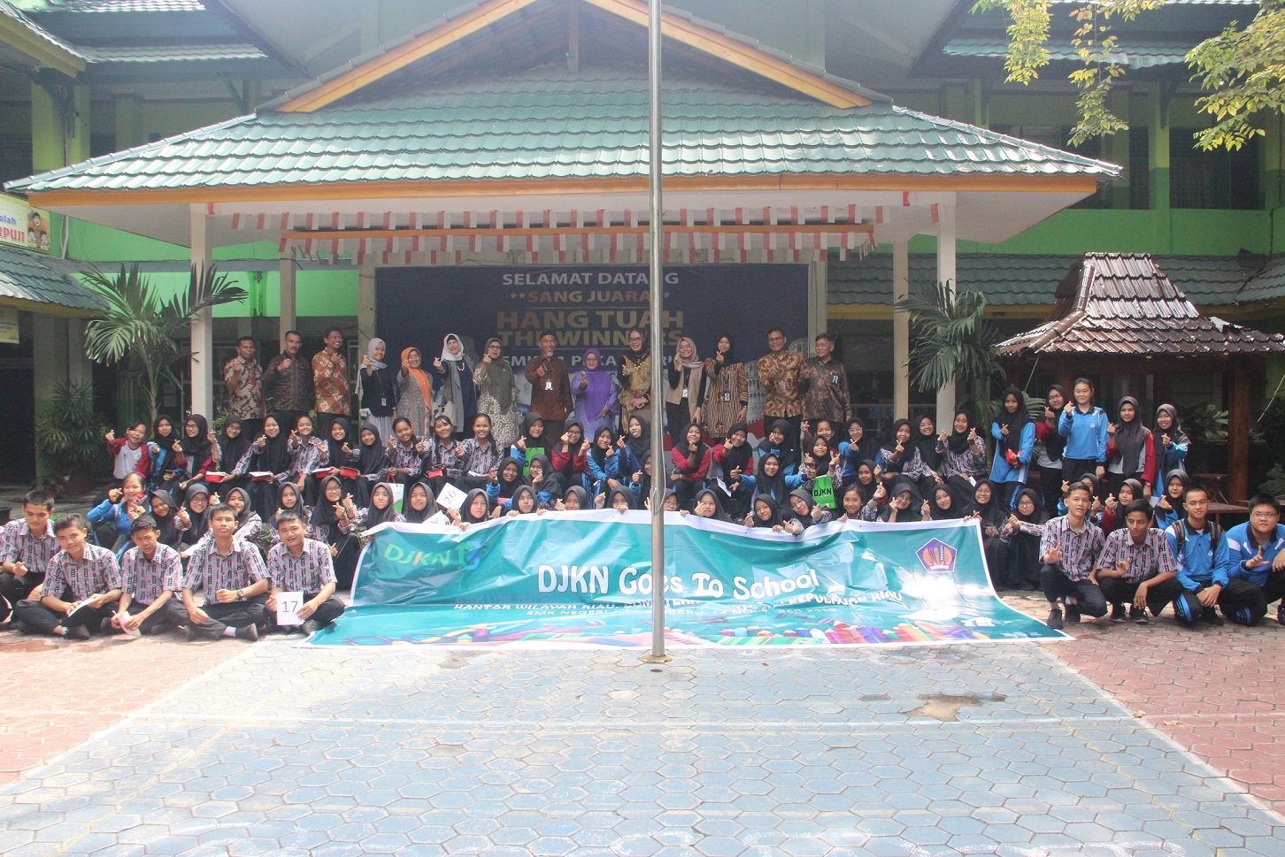 Kanwil DJKN Riau, Sumbar, dan Kepri "Goes To School" ke SMK N 1 Pekanbaru