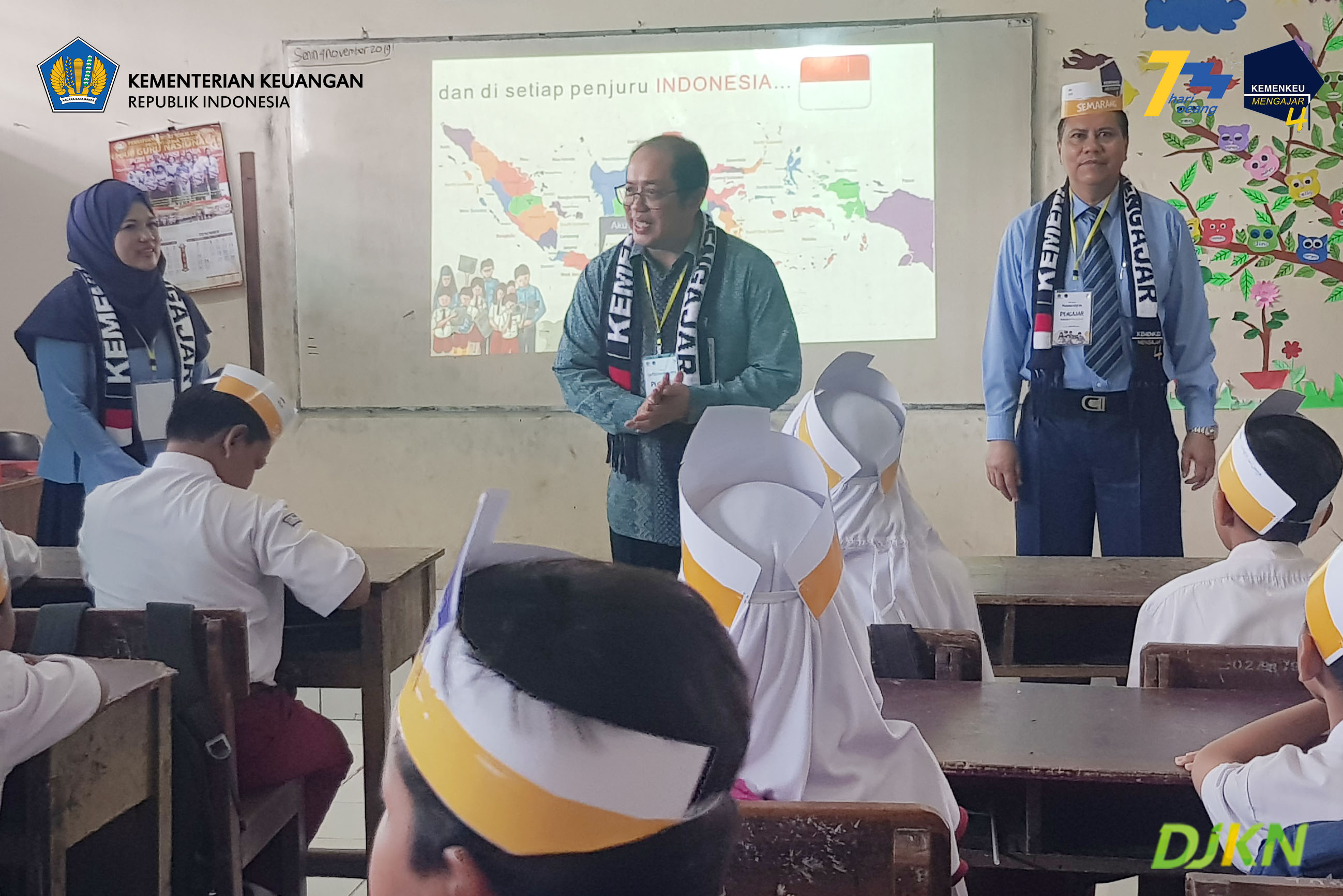 Dirjen Kekayaan Negara  Menjadi Guru di SDN Tawangmas 01 Semarang