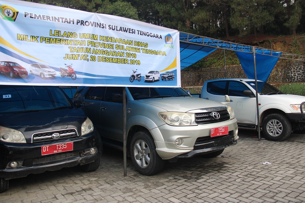Lelang Terakhir di Tahun 2019, KPKNL Kendari Lelang Kendaraan Dinas Milik Pemprov Sulawesi Tenggara.