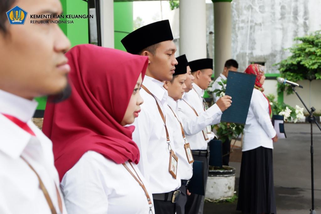 Upacara Bendera hari Senin, 17 Februari 2020