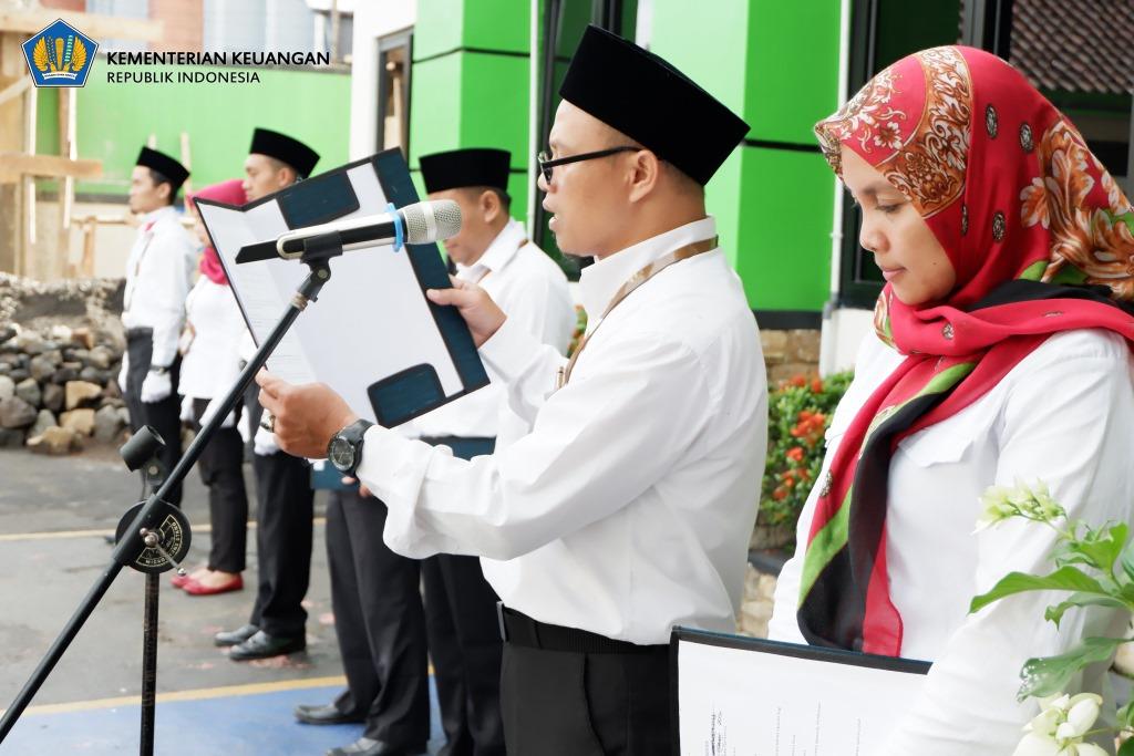 Upacara Bendera hari Senin, 17 Februari 2020