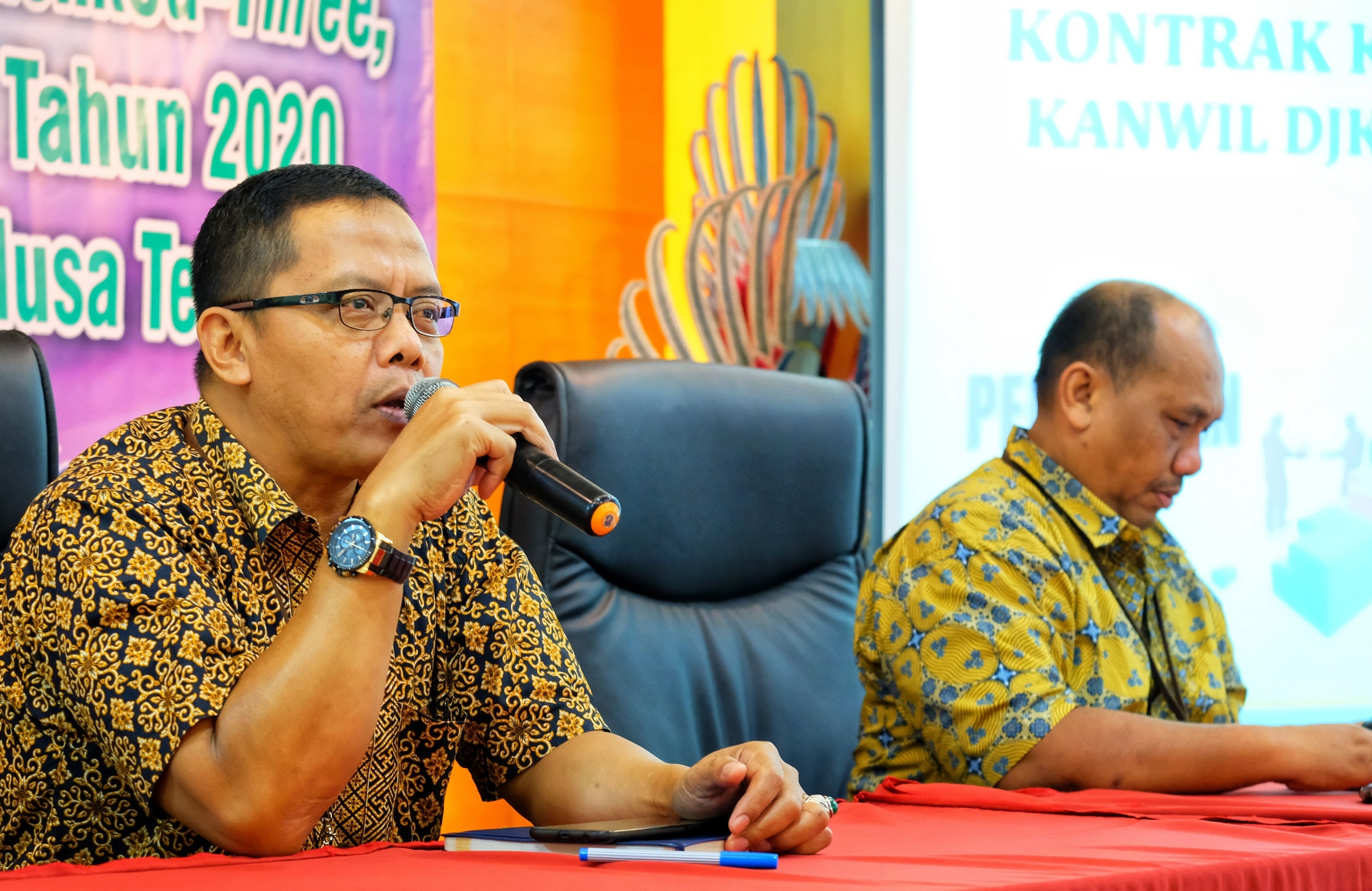 Kontrak Kinerja 2020. Plt. Kakanwil: Wujudkan DJKN yang lebih sehat, lebih kuat, dan lebih berguna untuk kepentingan negara. 