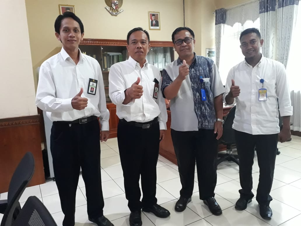 Selesaikan Piutang Negara, PT BPR Pesisir Akbar Cabang Kabupaten Bima Koordinasi dengan KPKNL Bima