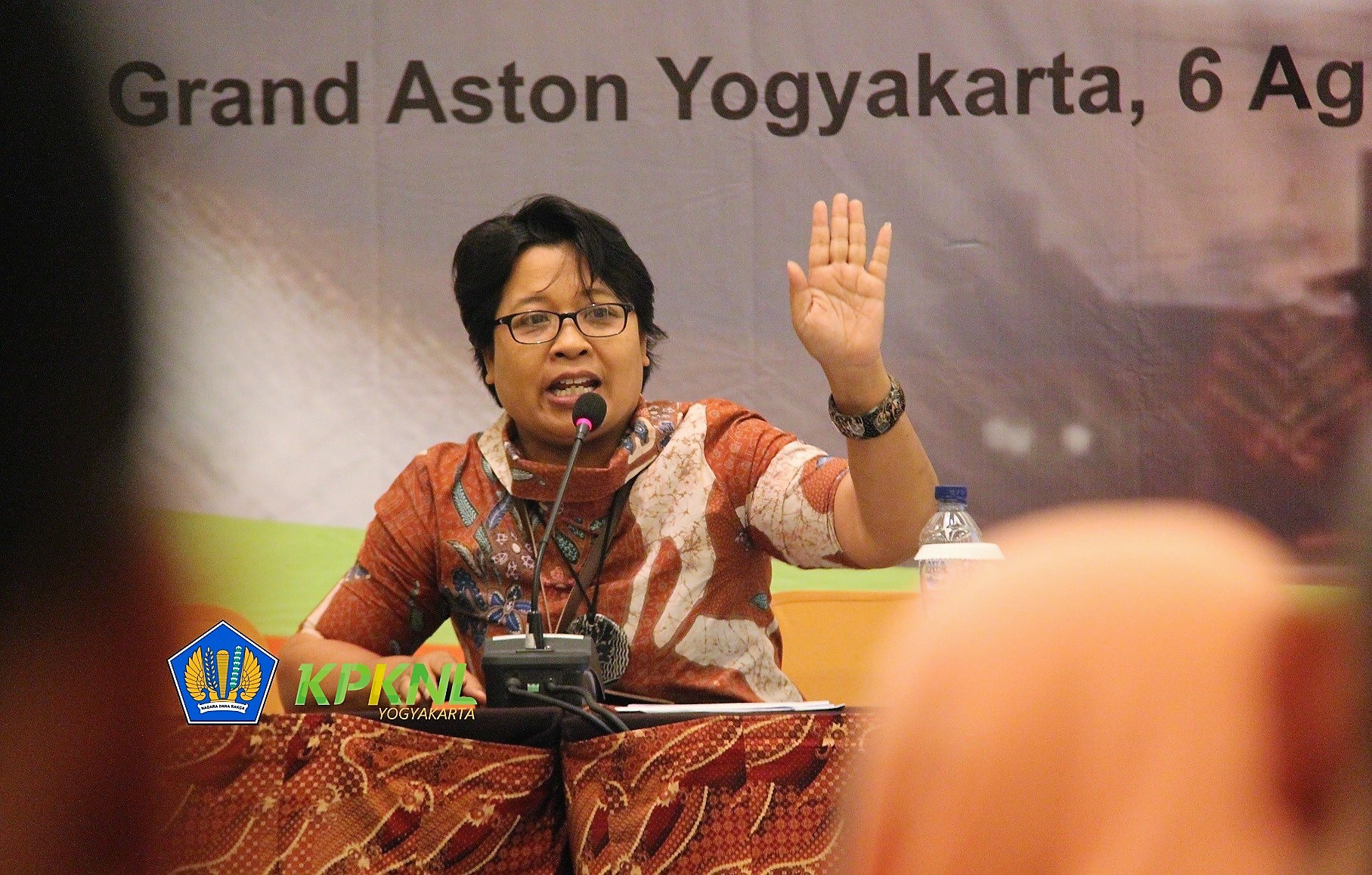 Melawan Tagar Indonesia Terserah