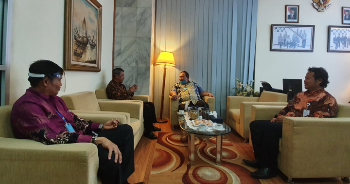 Kanwil DJKN Sulsetrabar - PT Bank Mandiri (Persero) Region X Sulawesi dan Maluku Jalin Sinergi Pelaksanaan Lelang di Masa Pandemi
