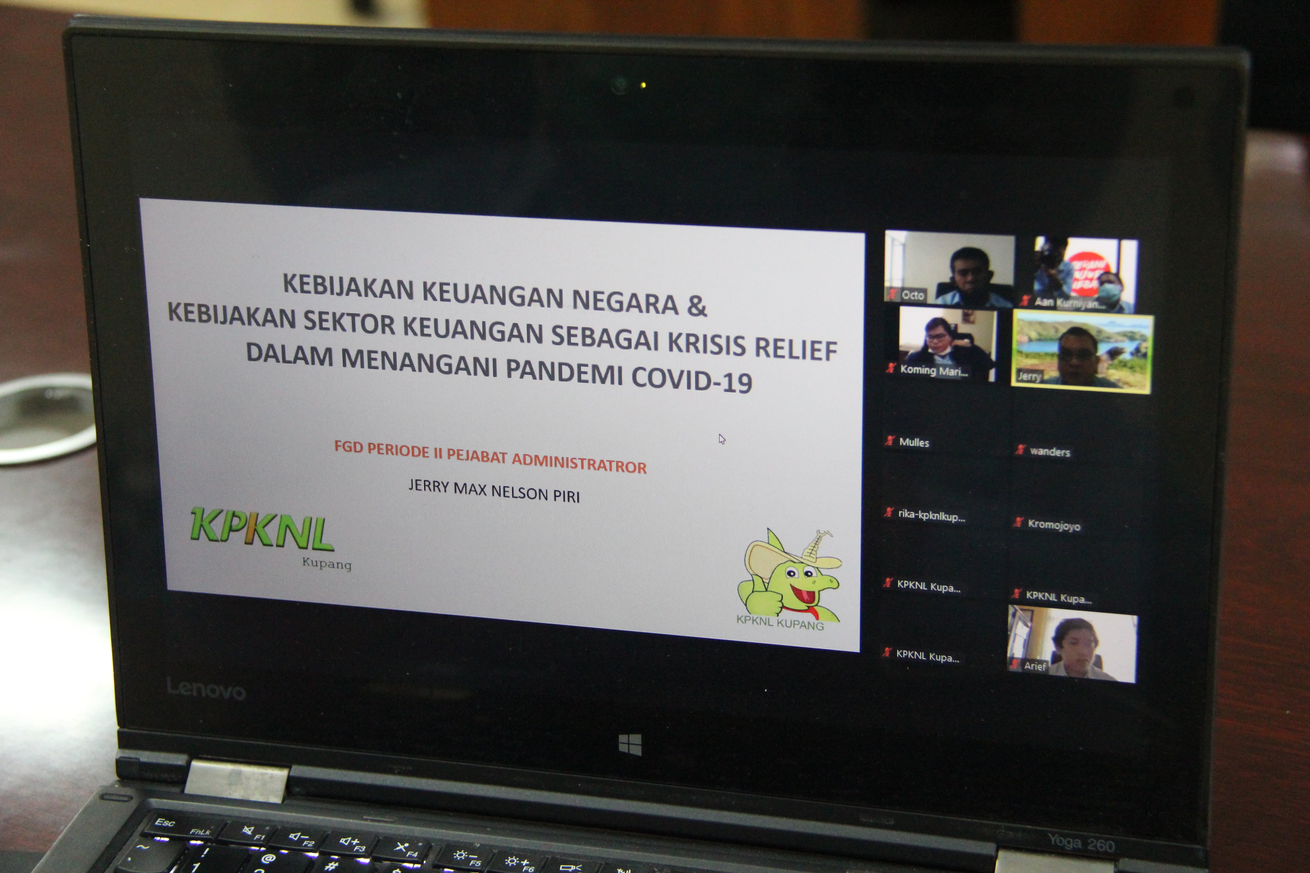 KPKNL Kupang adakan Forum Group Discussion: "Kebijakan Keuangan Negara sebagai Crisis Relief dalam Menangani  Pandemi COVID-19"