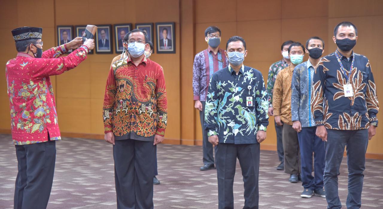 Lantik 143 Fungsional Penilai, Dirjen KN Ingatkan Standar Praktik dan Kode Etik Penilai