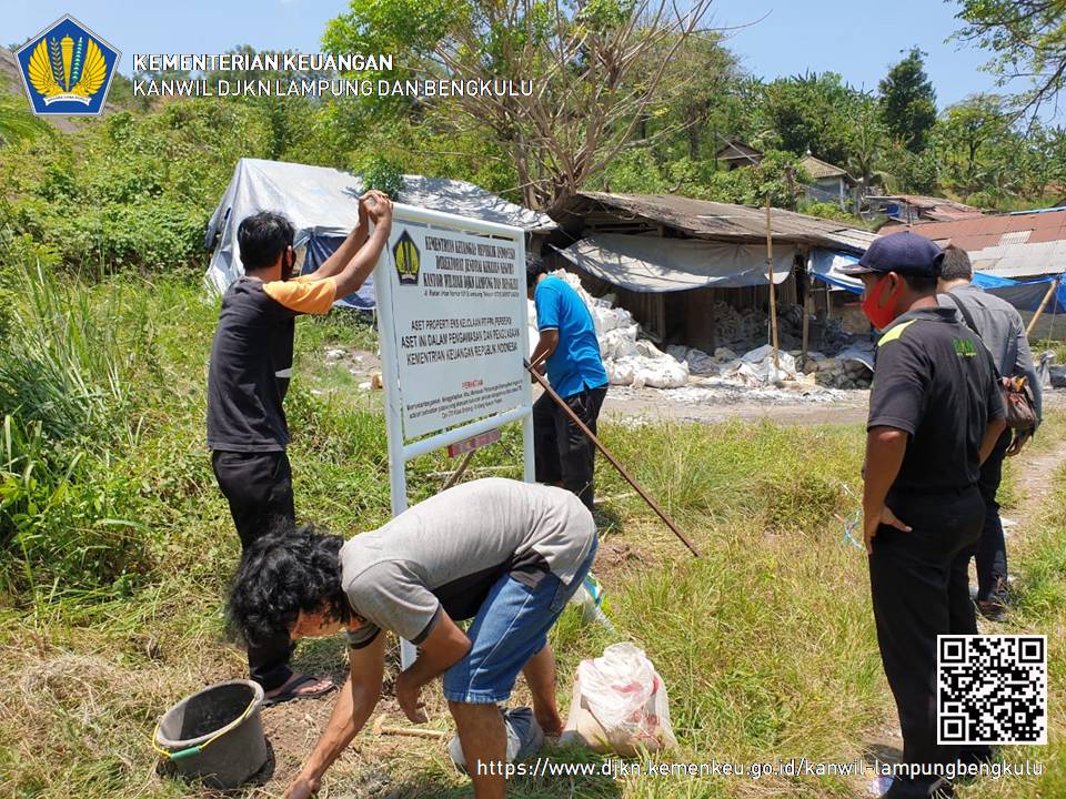 Pemasangan Papan Nama demi Pengamanan Aset Properti 