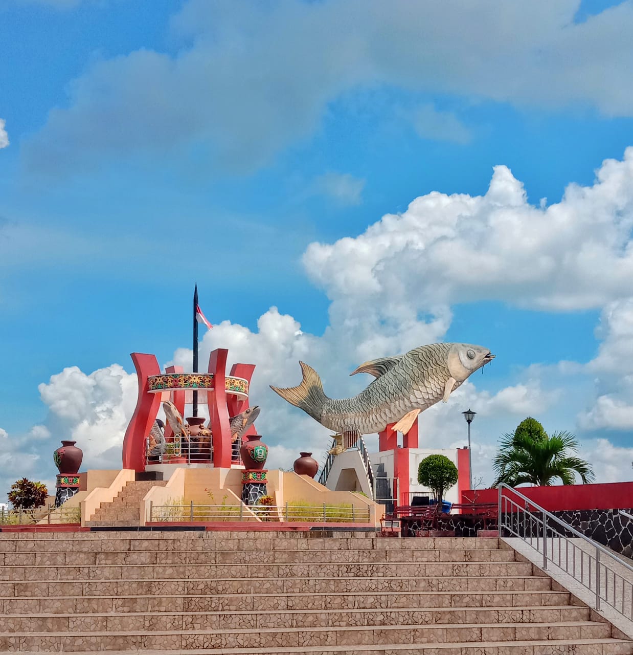 Sampit: Kota Lintas Perekonomian Kalimantan Tengah