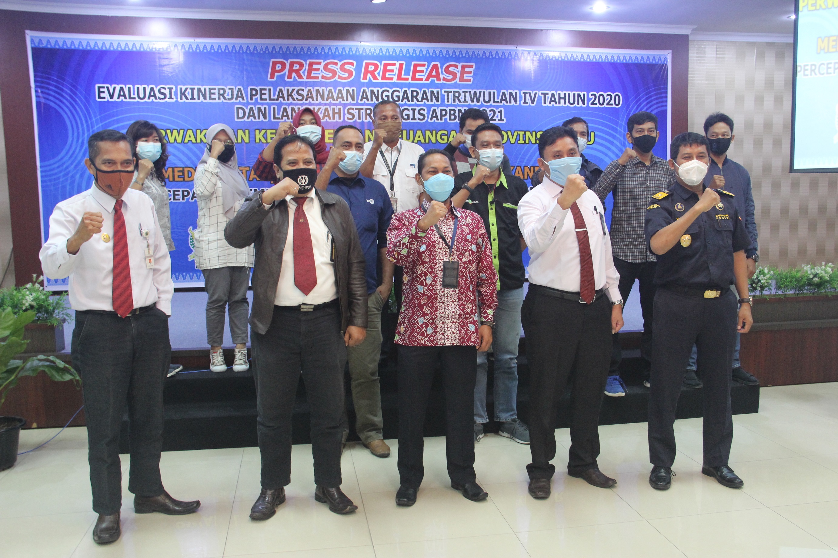 Gelar Konferensi Pers, Kanwil DJKN RSK Umumkan Capaian PNBP Pengelolaan Kekayaan Negara Tahun 2020 Rp128,38 miliar