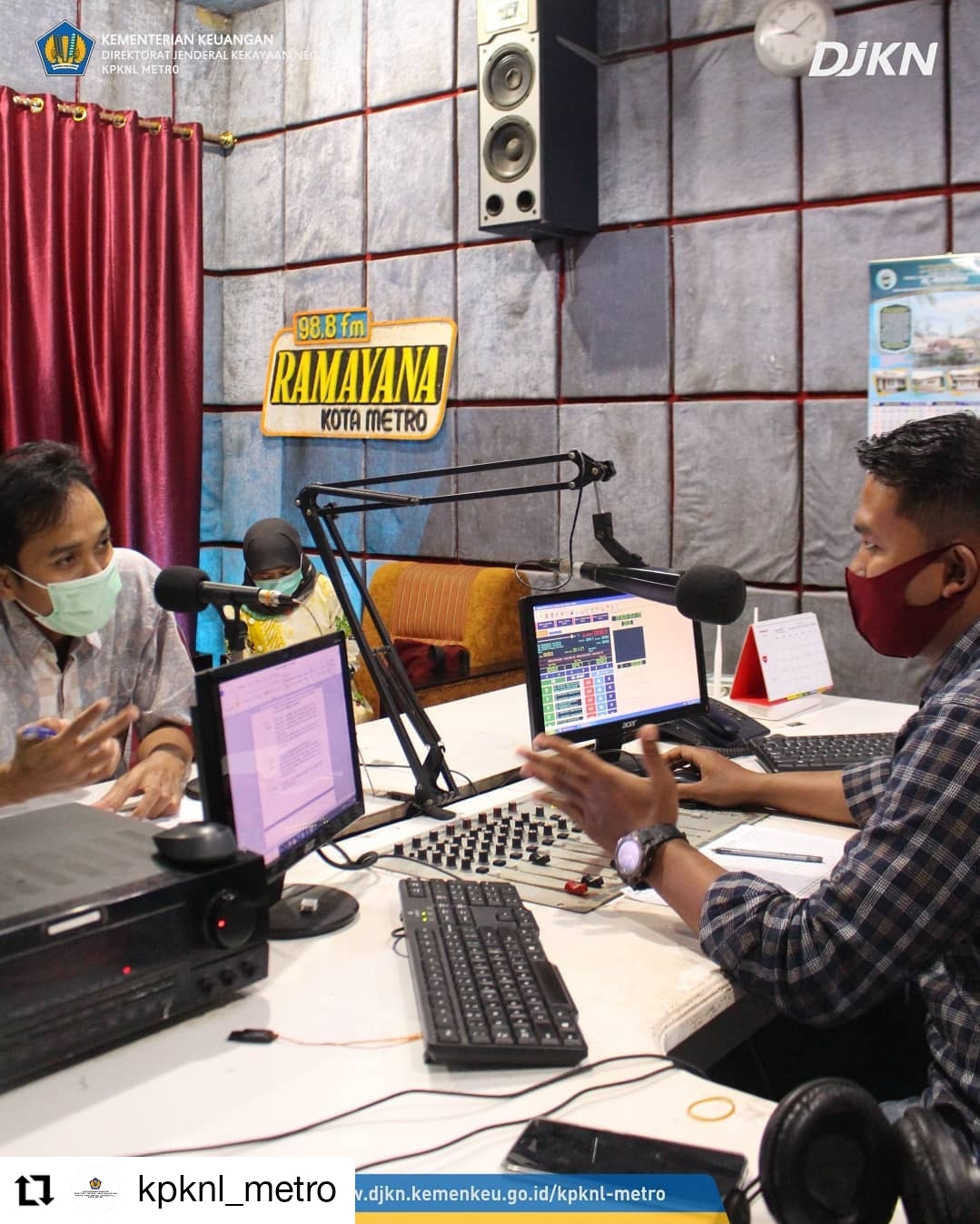 KPKNL Metro Berikan Pencerahan Penyelesaian Piutang Negara melalui Radio Ramayana FM