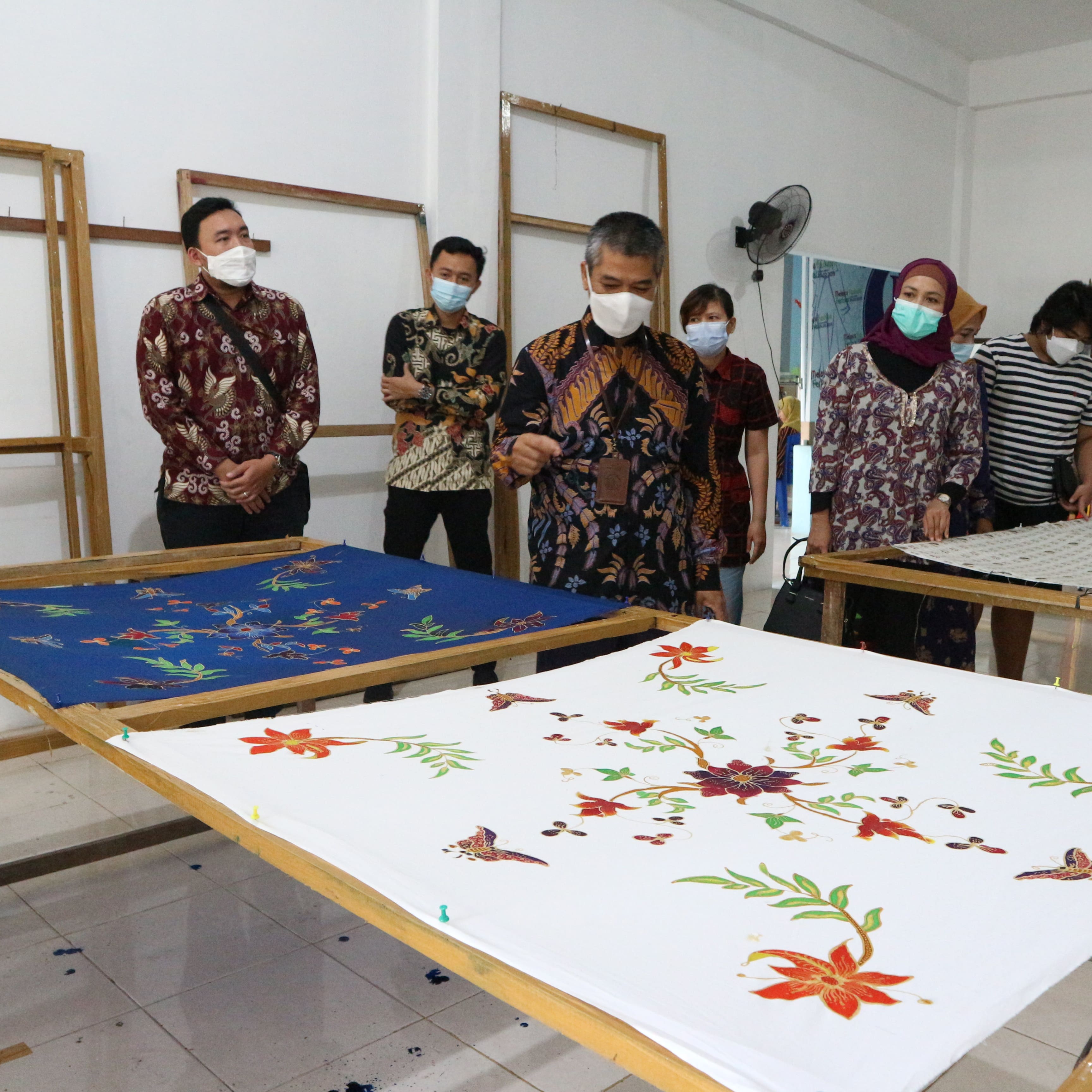Kedai Lelang UMKM : KPKNL Pekanbaru Gandeng Pengusaha Produk Kreatif  Riau 