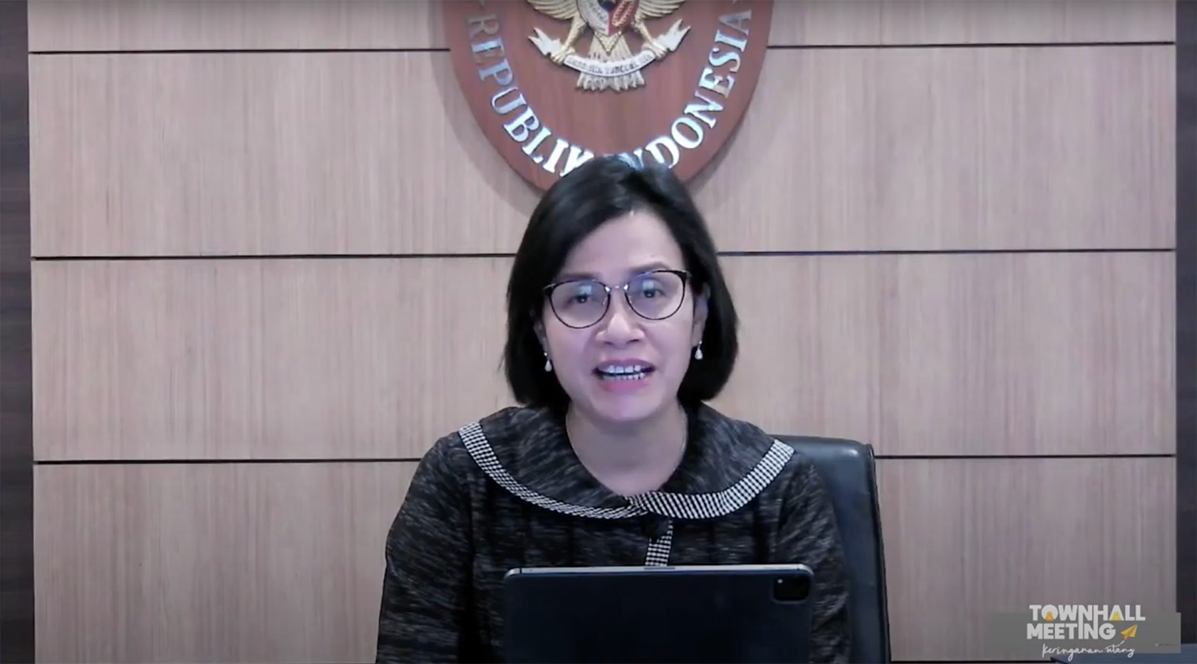 Melalui Town Hall Meeting, Menkeu "Suntikkan" Energi Baru Sukseskan Program Keringanan Utang