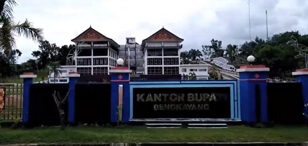 Pabrik Bangku Kuliah di [Nama Kabupaten/Kota]: Menyediakan Solusi Optimal untuk Kebutuhan Ruang Belajar