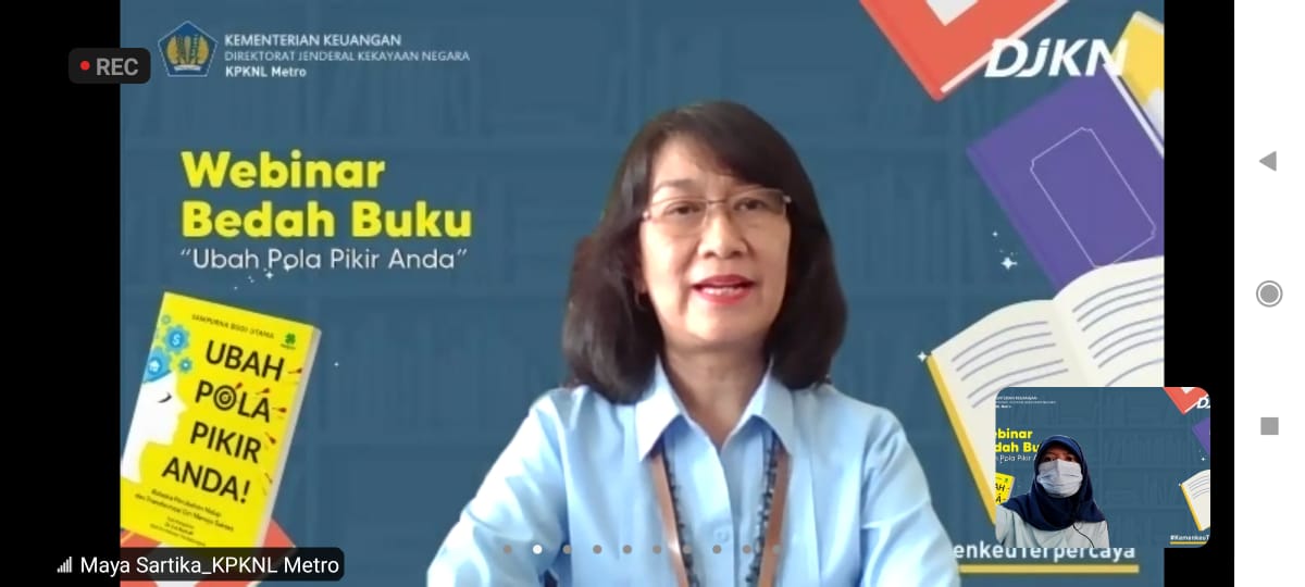 BEDAH BUKU "UBAH POLA PIKIR ANDA RAHASIA PERUBAHAN HIDUP DAN TRANSFORMASI DIRI MENUJU SUKSES"