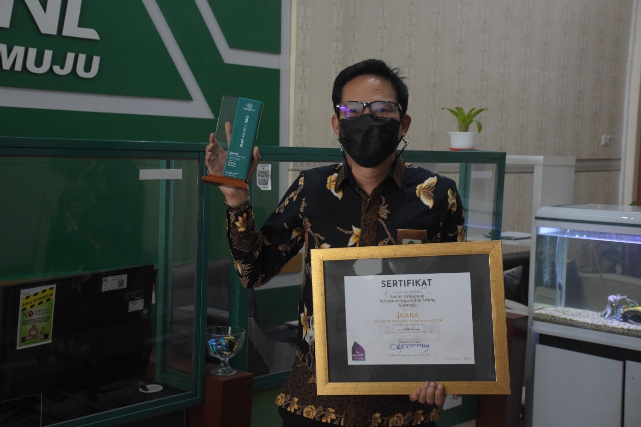 KPKNL Mamuju Raih BMN Award Kementerian Keuangan 2021