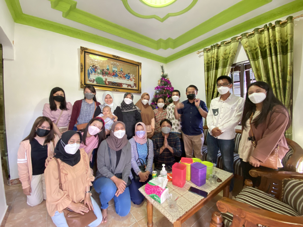 Kehangatan dan Kekeluargaan dalam Perayaan Natal Keluarga Besar KPKNL Tarakan