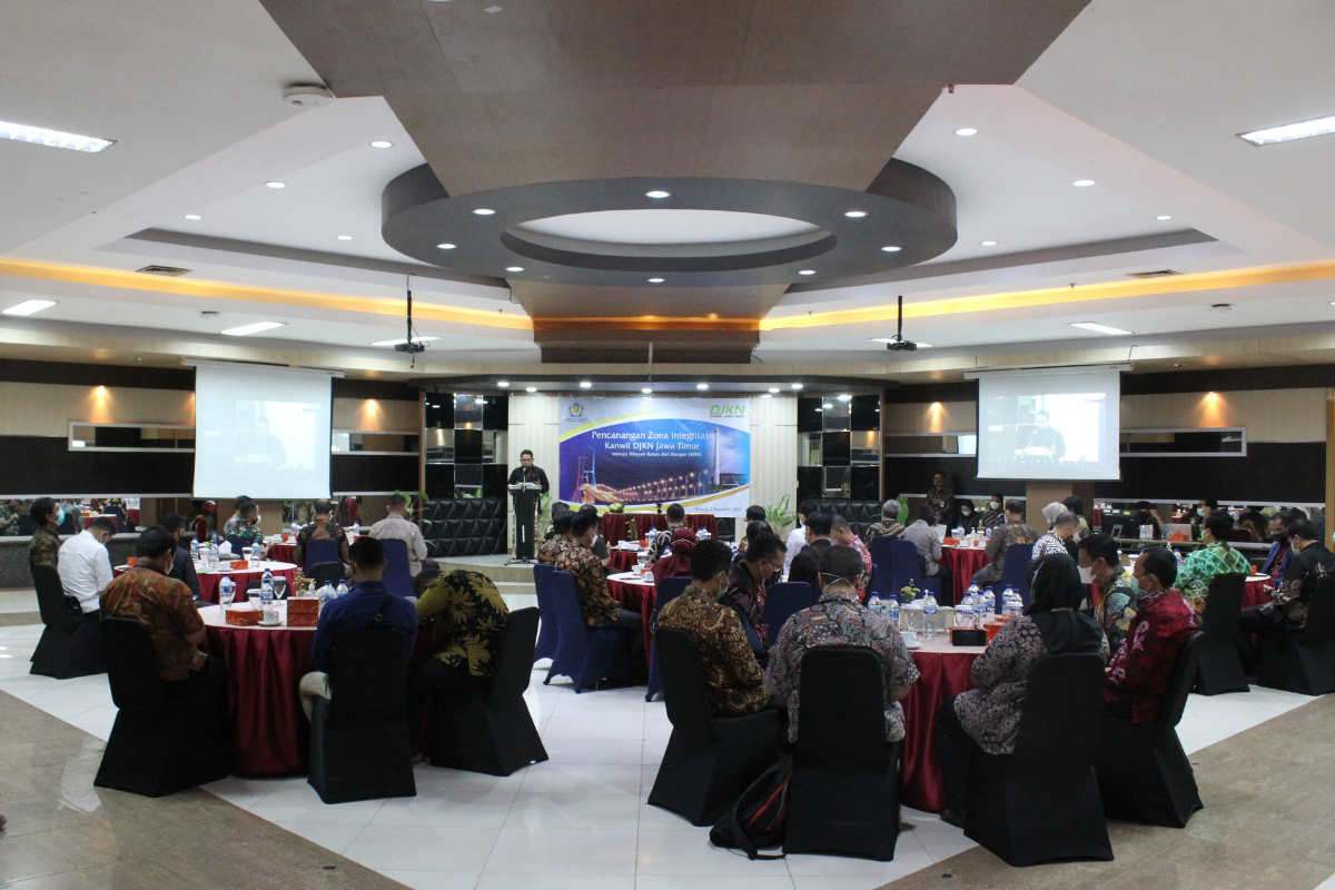 Pencanangan ZI-WBK Kanwil DJKN Jatim